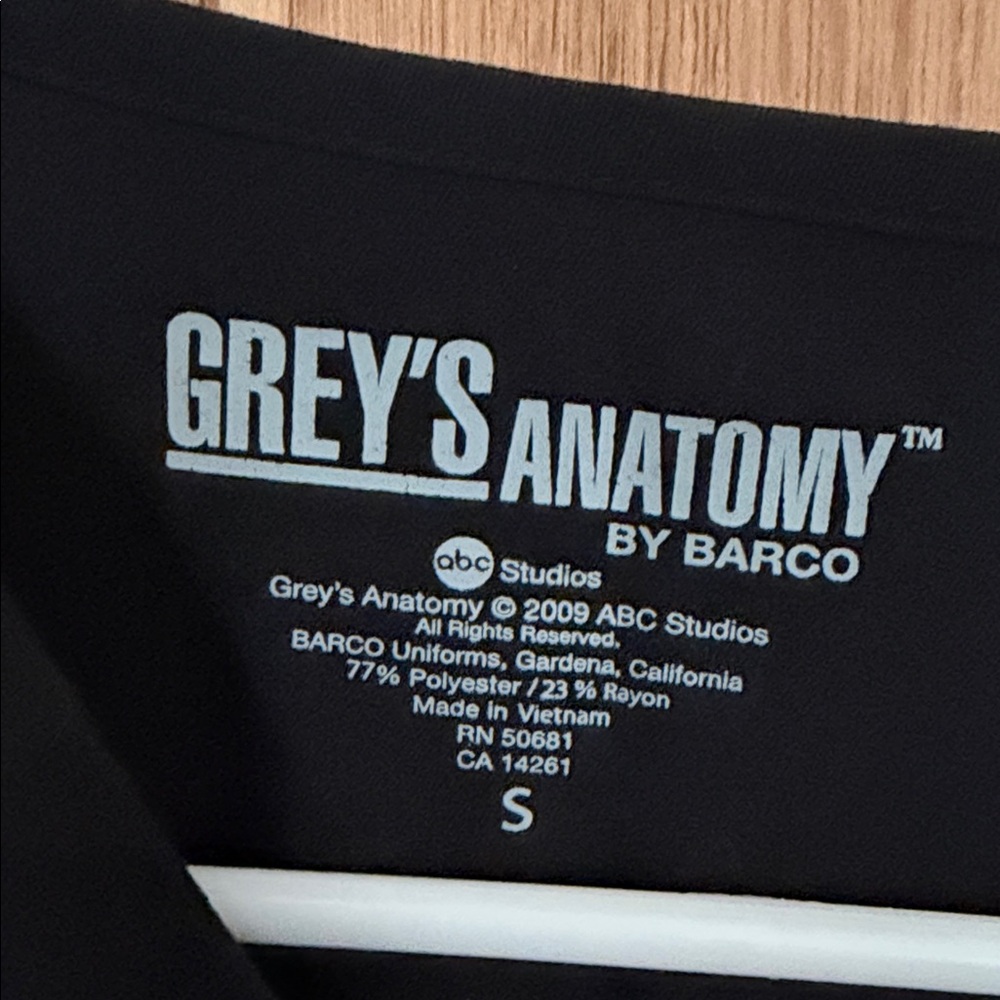 Grey's Anatomy Black Medical Scrub Top - Picture 2 of 4